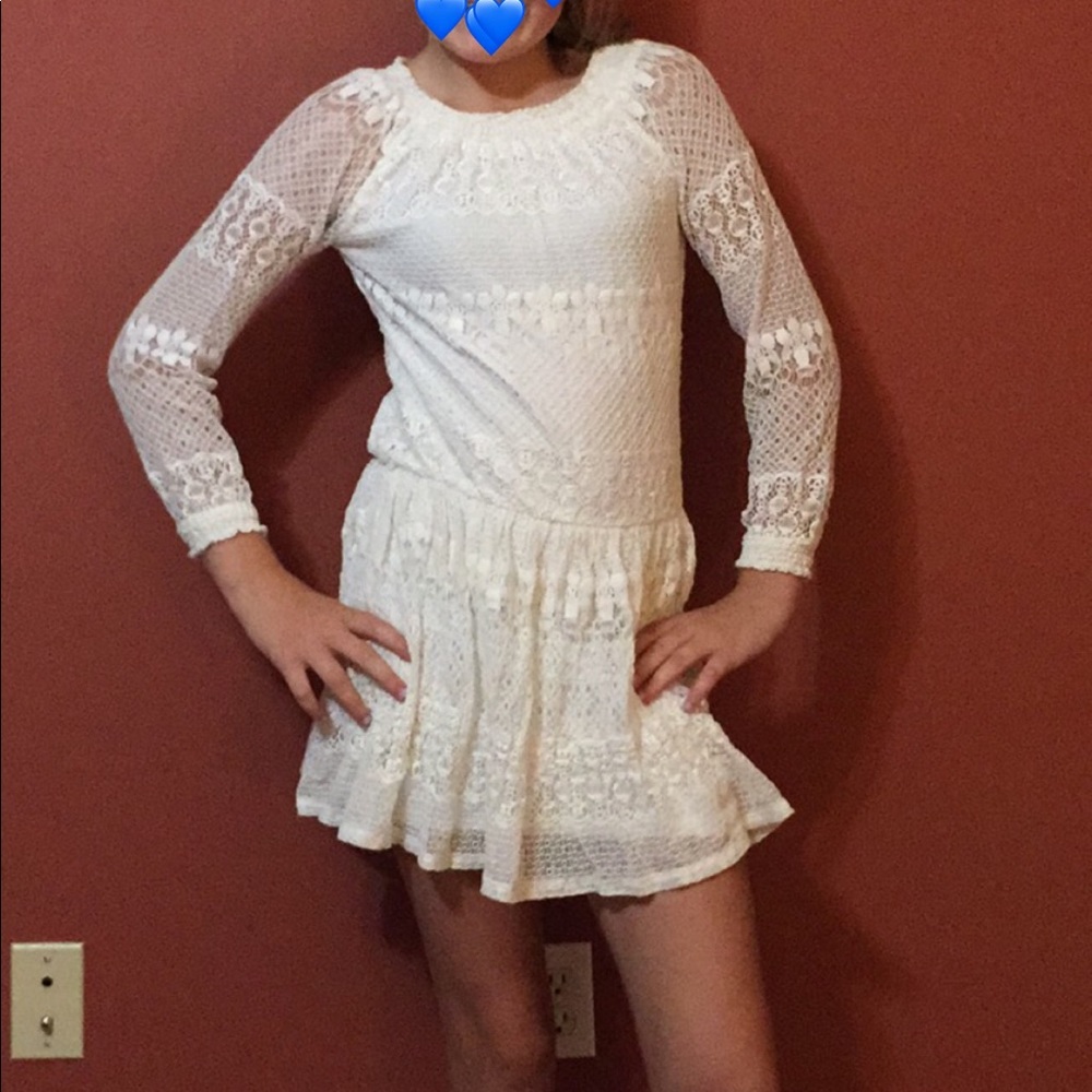 White lace dress